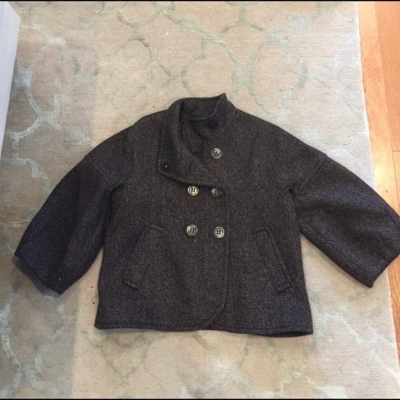 *HP* NWT BCBG Maxazria 3/4 sleeve Medium wool coat - Picture 4 of 4